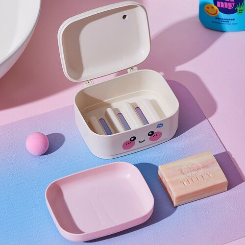 Plastic soap box, double-layered and drainable