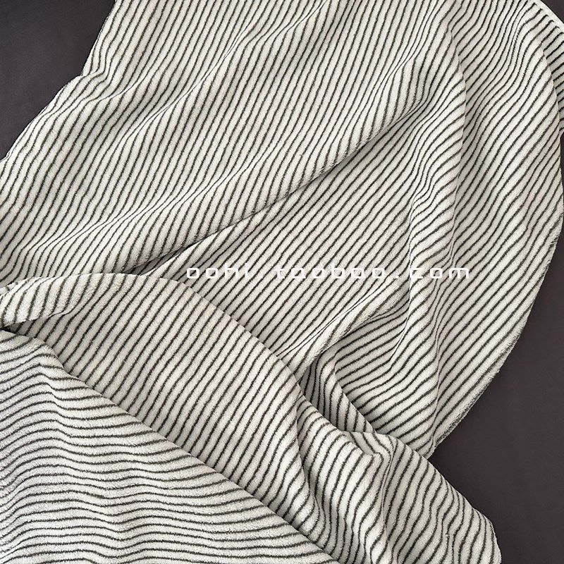 竹炭灰细纤维条纹浴巾~珊瑚绒迅速吸水洗澡巾柔软舒适毛巾男女,居家布艺,浴巾,淘宝优惠券,粉丝福利购,淘宝优惠卷