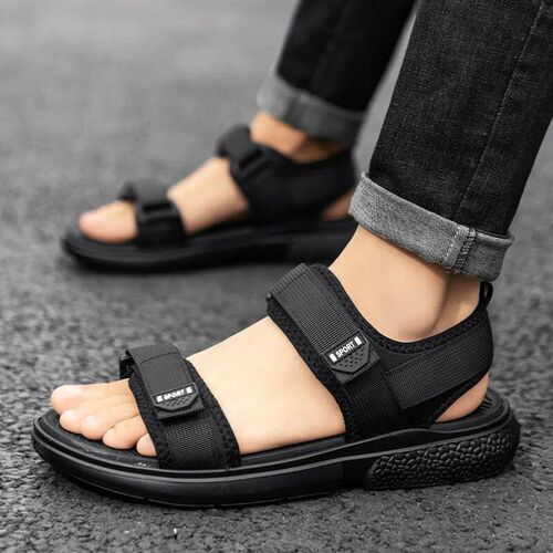 A Pair of Non-Slip Mens Sandals for Summer New