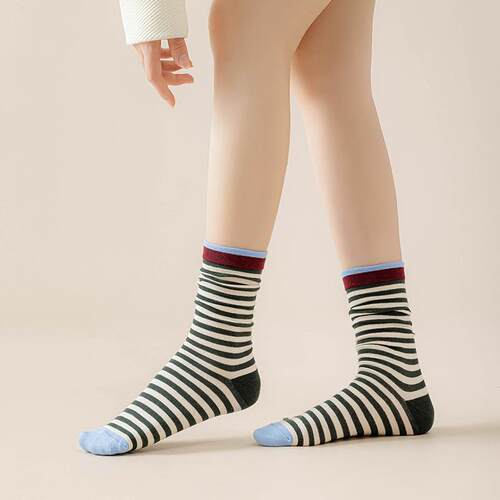 Striped Trendy Socks Colorful Striped Mid-Calf Cotton Socks