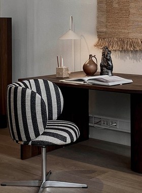 丹麦Ferm Living铸铝艺术雕塑摆件创意客厅玄关书柜装饰品