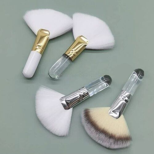 Mini Fan Makeup Brushes Facial Powder Foundation Blusher Con