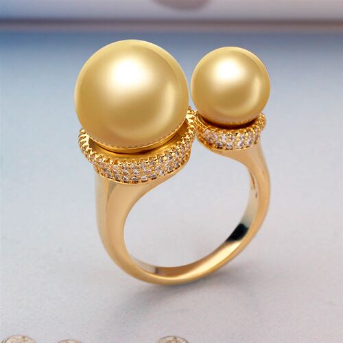 New rendy Round Pearl Statement Rings for Women Cubic Zircon
