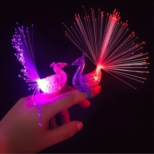 Glow In The Dark Kids Toy 1PCS Luminous Peacock Decoration O