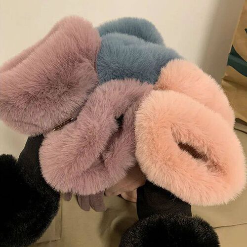 Fashion Women Gloves Autumn Winter Cute Furry Warm Mitts Ful