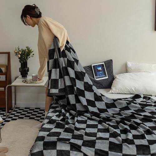 Soft Blanket Warm Thermal Fleece Blankets for Couch Bed Sofa