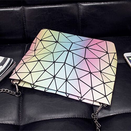 Geometric luminous rainbow bag splicing chain bag East Gate