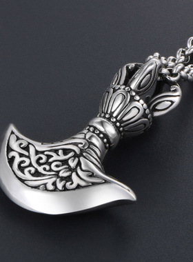 Pendant accessories: China tide flower traction pattern cres