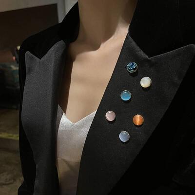 DIY crystal magnet one week is not repeated like brooch coll
