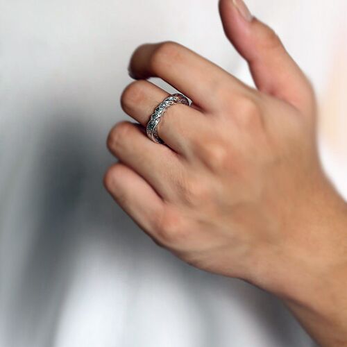 2023 New Arrival Retro Style Twist Graffiti Thai Silver Ladi