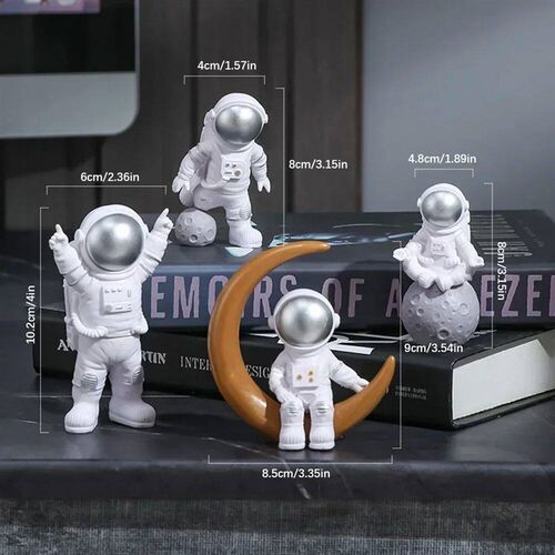 4pcs Astronaut Decor Figures and Moon Home Decor plastic Ast