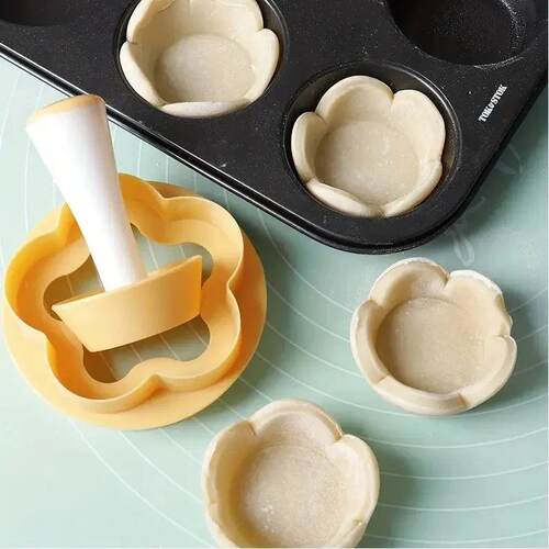 Pastry Dough Tamper Set Flower Shaped Cutter Cake Mold Creat