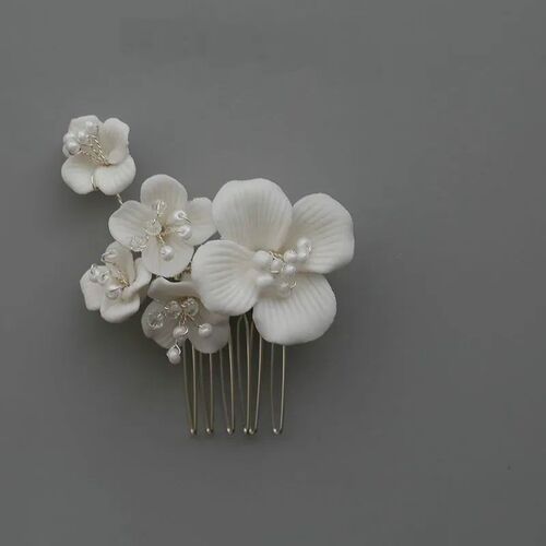 Handmade Elegant White Ceramic Flower Bride Hair Comb Simple