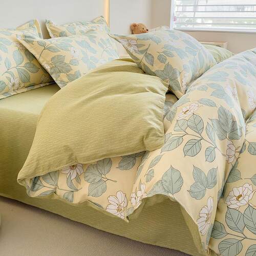 Four piece set of cotton bed sheets duvet covers bedding