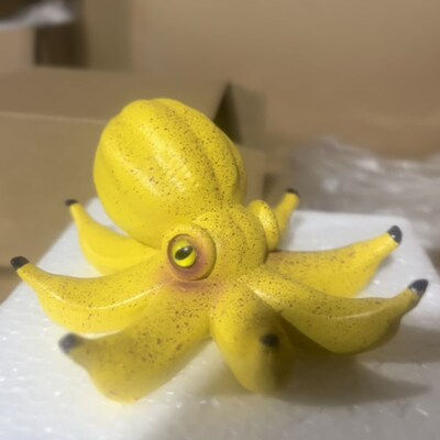 跨境新款 (OCTOPUS BANANA)香蕉章鱼创意居家树脂摆件田园装饰品