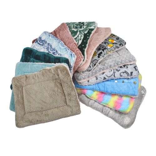 Soft Cat Bed Mats Short Plush Pet Sleeping Bed Mats for Cats