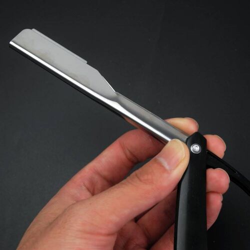 manual razor old-fashioned shaving mans beard shaving
