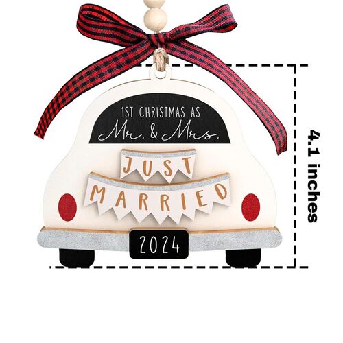 2pc Just Married 2024 Christmas 3d Pendant Decor Christmas C