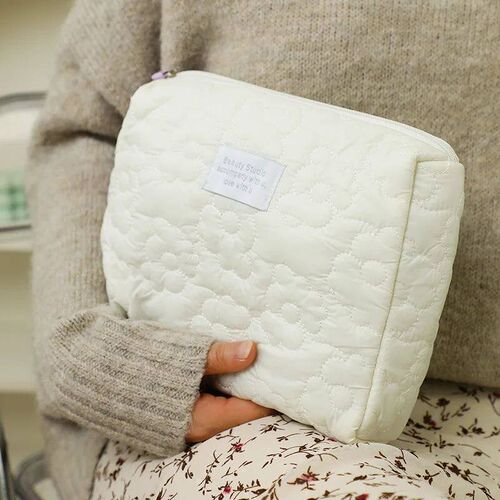 Quilting Flower Large-Capacity Cometic Bag Waterproof Portab
