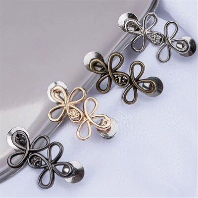 2Pcs Cute Four Leaf Clover Buckle Adjuster Waist Tightener