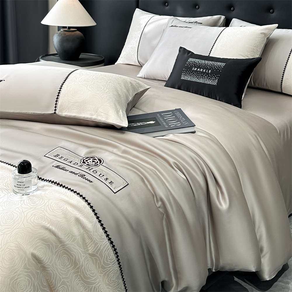 A类莱赛尔兰精天丝四件套夏季凉感真丝冰丝床单被套丝滑裸睡床品4