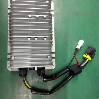 丽驰E9V5电动汽车四轮车金锐隔离大功率电压转换器96v到48v转12