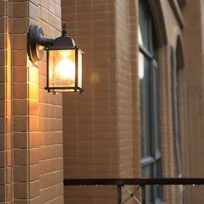 Retro Outdoor Waterproof E27 Wall Lamp Garden Gateway Sconce