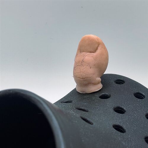 跨境新品 Big Toe Croc Charm 搞怪洞洞鞋大拇指大脚趾装饰品