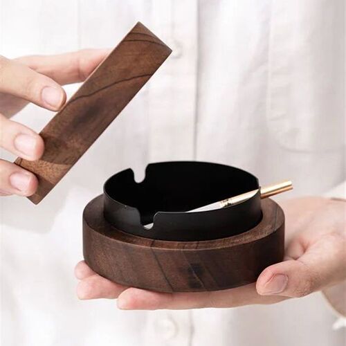 Retro ashtray with wooden lid, creative light luxury, home,