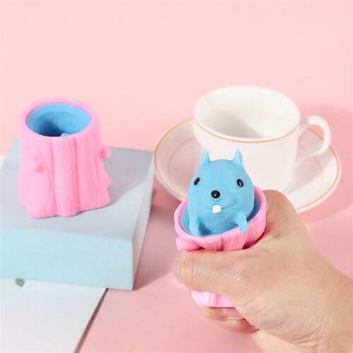 Cute Animal Squirrel Squeeze Squirrel Vent Squirrel Cup Deco