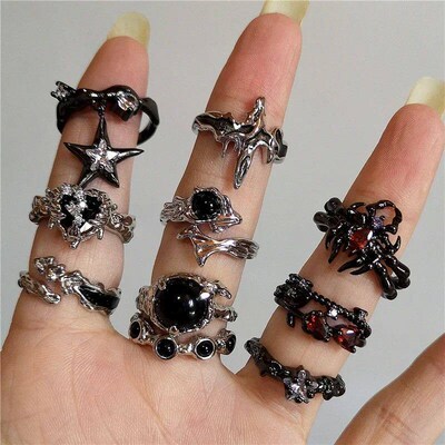 Vintage Goth Thorny Rose Couple Rings For Men Women Charm