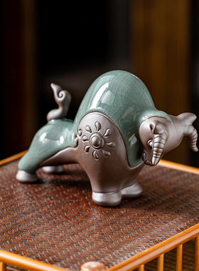 牛家居陶瓷摆件创意微景观装饰品盆景假山鱼缸造景桌面动物茶宠