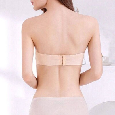 Qisin Women Bra Wire Free Sexy Push Up Invisible Bras Front