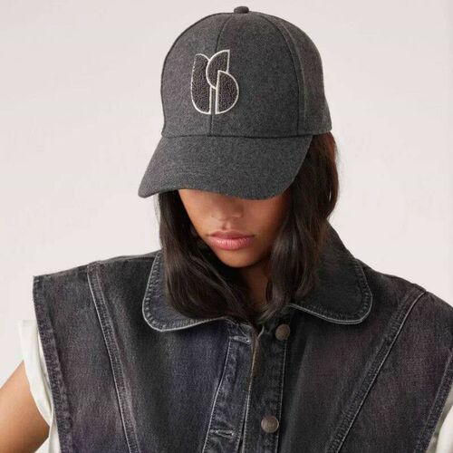 Autumn and Winter Fashionable Wool Blend Embroidered Outdoor