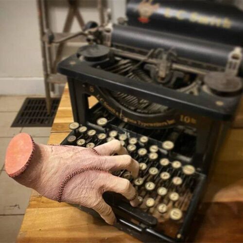 Horror Wednesday Thing Hand Toy From Addams Family Latex Fig