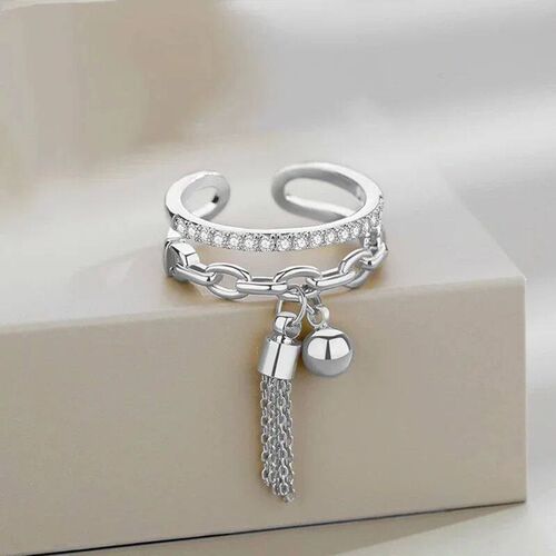 Link Chain Tassel Ring Zirconia with Spike Pendant Charm Fin