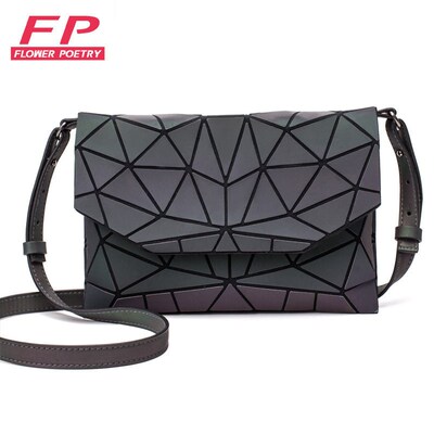 2022 Fashion Women Evening Bag Geometric Luminous Envelope W