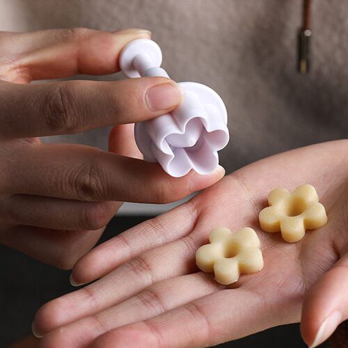 4pcs Five-petal Flower Spring Imitation Real Mold Creative B