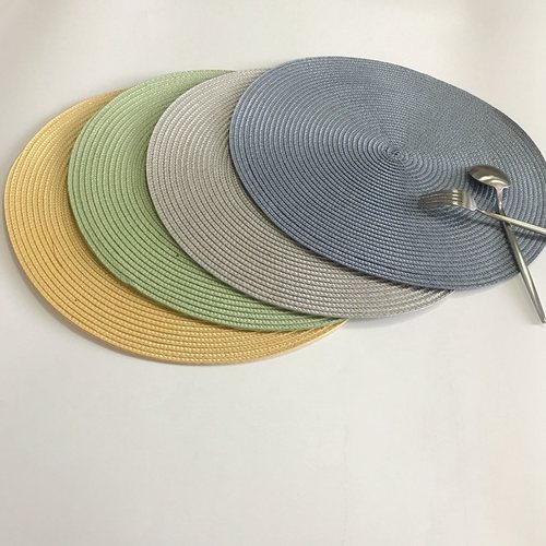 4pcs PP Dining Table Mat Woven Placemat Pad Heat Resistant
