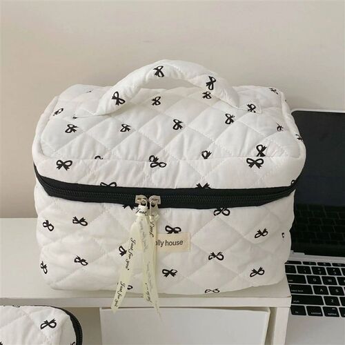 Fahion Cherry Tote Women Makeup Bag Portable Cute Ladie Come