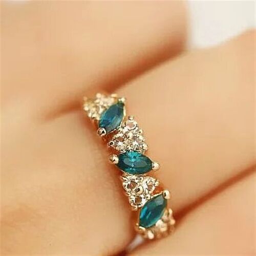 Retro Sense Ring Sweet Shiny Green Rhinestone Ring Index Fin
