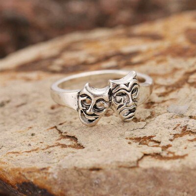 New retro double face skull casting ring ring exaggerated pe