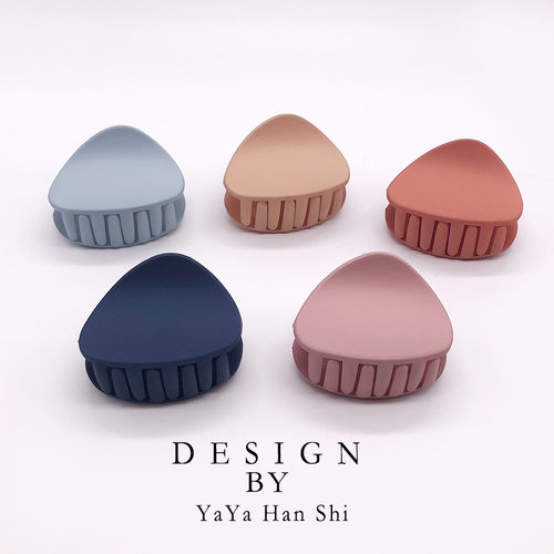 New Solid Color Hair Clip Mini Hair Claw Clip Barrettes Swee
