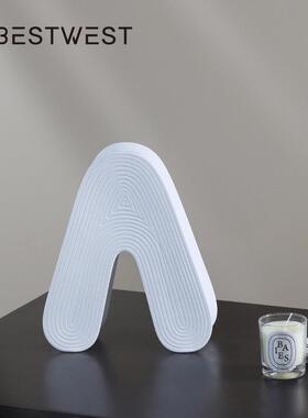 博西家居颜厅桌面in值轻花s瓶奢客感高瓷摆件陶白色字母插ZT-2020