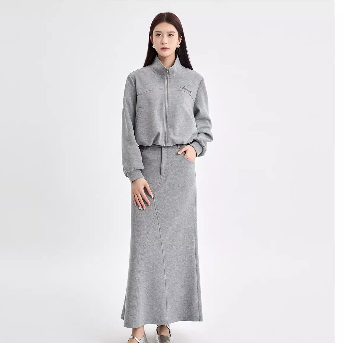 米诗薇2026春季新款休闲运动套装女气质修身两件套卫衣时尚套装