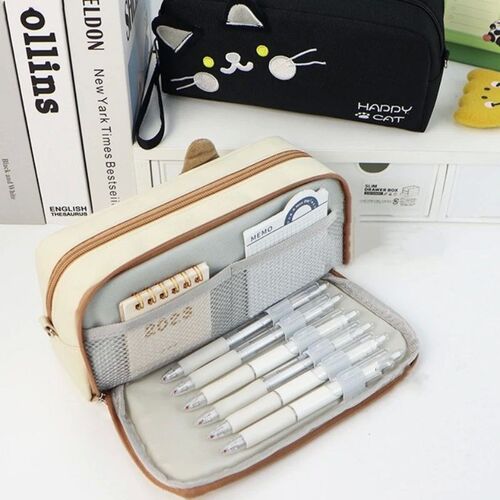 Black and white cat cute pencil bag Portable stationery bag