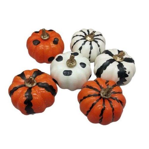 Set of 6 Decorative Halloween Pumpkins Delicate Ornament