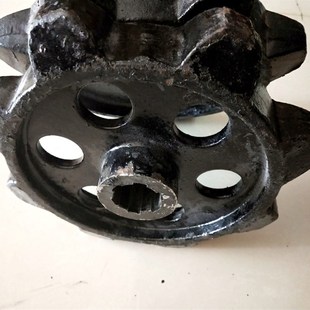 六键8齿驱动轮行走轮农友宝田润田履带耕田机拖拉机收割机驱动轮