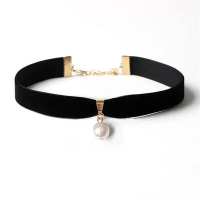 Simple Vintage Velvet Pearl Choker Short Black Clavicle Coll