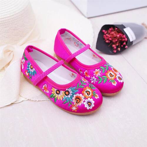 Girls Dancing Bottomed Cloth Shoes For Kids Children Soft Le